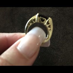 Garnet gold ring with hearts and diamonds